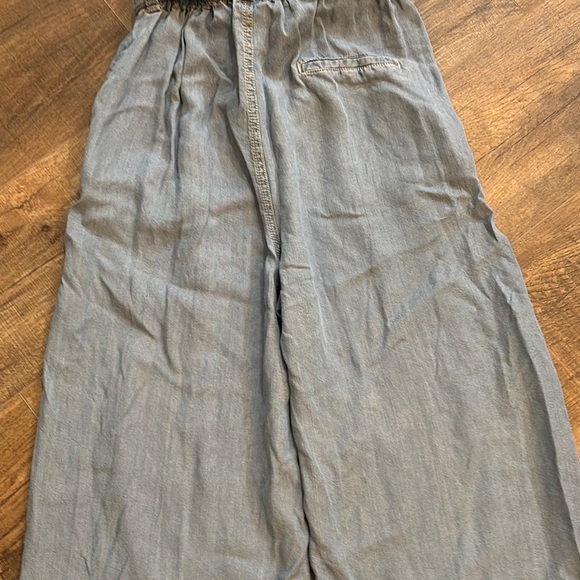 Zara Women’s Size XS‎ Blue Wide Leg Mid Calf Chambray Pants Tie Waist - Picture 7 of 12